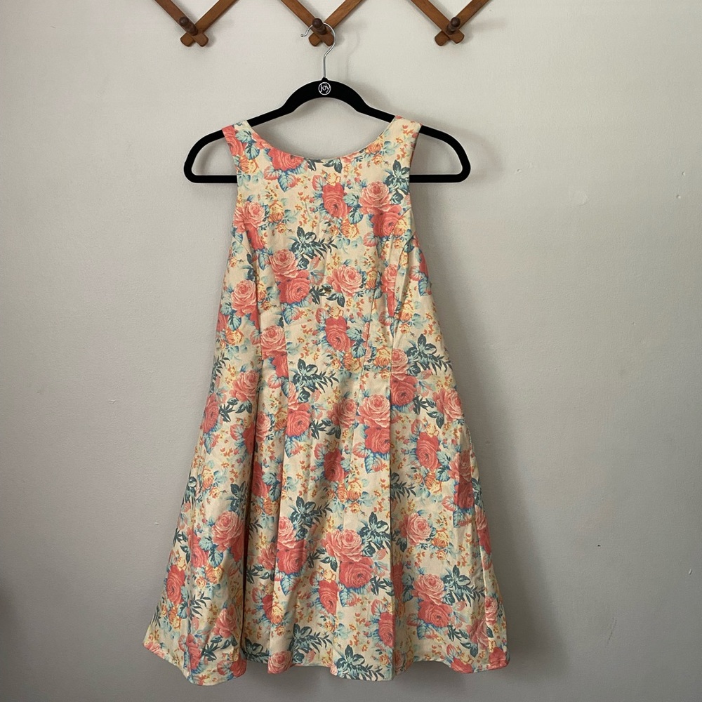 Lush Flora Pleated Skater Dress L